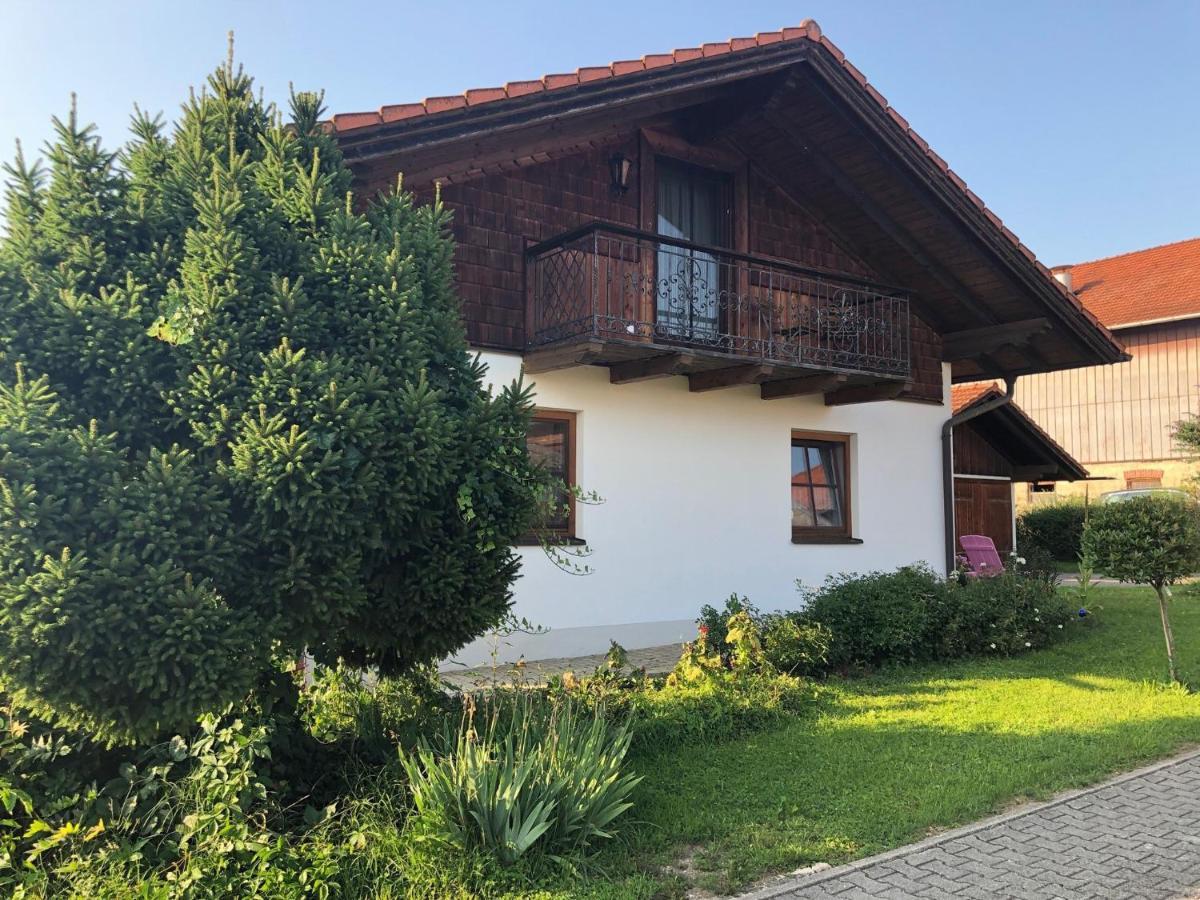 Seehaeuschen - Waging Tettenhausen Waging am See Buitenkant foto